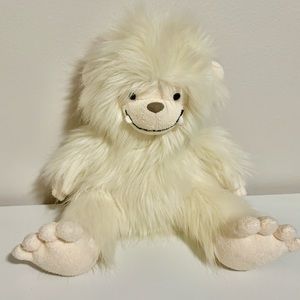 🤍 Yani Yeti Jellycat
